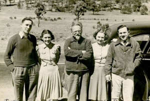 Совершено покушение на советского политического деятеля Льва Троцкого