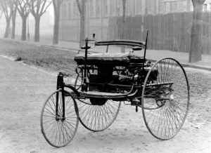 День рождения автомобиля - Карл Бенц получил патент на свой первый автомобиль
