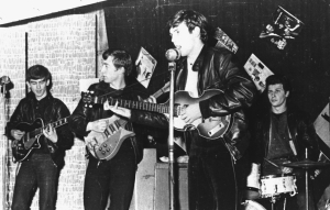 Дебют группы «The Beatles» на радио BBC с Питом Бестом за барабанами