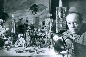 Создан первый в русской мультипликации кукольный фильм «Прекрасная Люканида, или Война усачей с рогачами»