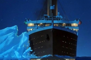 За несколько минут до полуночи «Титаник» столкнулся с айсбергом