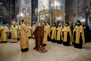 После длительного перерыва вновь начинаются богослужения в Троице-Сергиевой Лавре