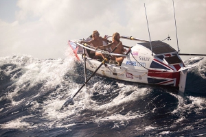 Первые люди, пересёкшие на гребной лодке Тихий океан
