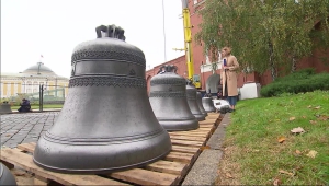 Отлит колокол для часов Спасской башни Московского Кремля