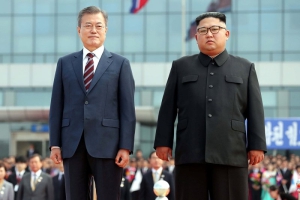 В Пхеньяне прошла первая встреча между лидерами Северной и Южной Кореи