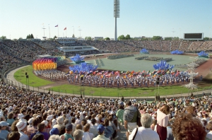 В Санкт-Петербурге начались Игры доброй воли 1994