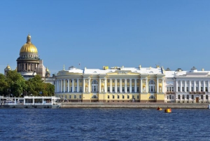 Петр I учредил Синод - верховный орган управления Церковью