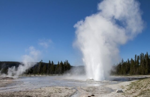 В Йеллоустоне открылся первый Национальный парк США