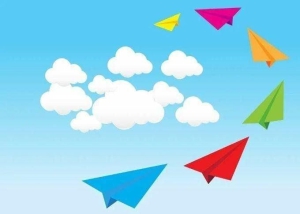 День бумажного самолетика