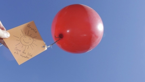 День отправки весточки на воздушном шарике