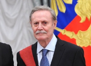 Юрий Соломин