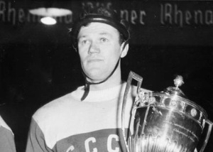 Всеволод Бобров