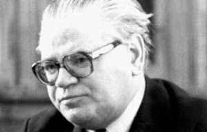 Анатолий Логунов